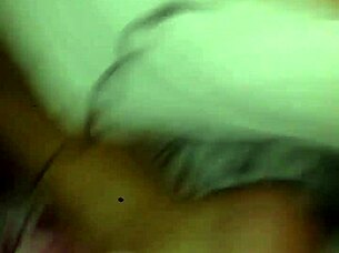 latina hermosa squirts intensely