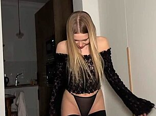 Finally fucking this hot Tinder babe!