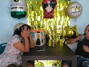 I prepaire a nice surpise for my lover and in thanks she givs me a good fuck