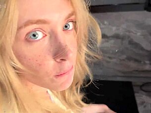 helped cute stranger and fucked her outdoors