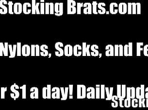 jessie and sasha enjoy misty’s cute little 18+ toes