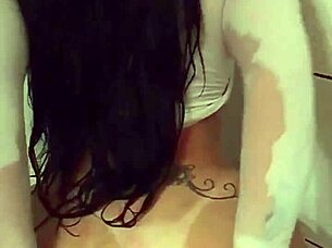 Angel Lima Shaves Her Pussy?