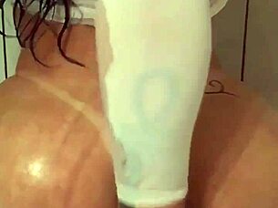 Angel Lima Shaves Her Pussy?