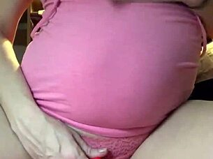 Rub My Clit, Then Piss For A Leg-Shaking Orgasm!