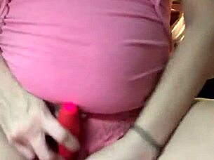 Rub My Clit, Then Piss For A Leg-Shaking Orgasm!