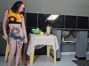 Fucked friend's husband quickly!