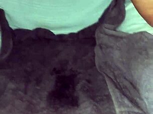 Velvet Rain 23 squirting severely with intense toy fucking 😍