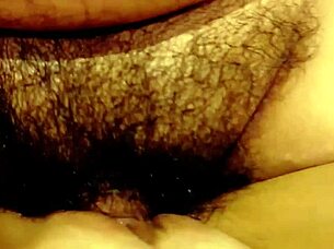 Thai Teen Babe Gets Intense Creampie in Hotel Room