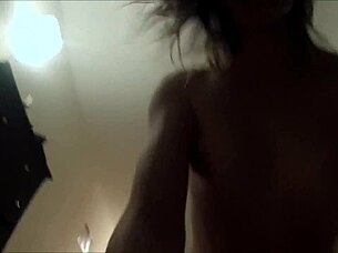 Blonde teen 18+ rides cock and screams in usa amateur session