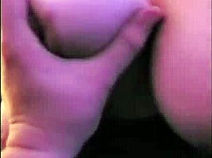 Teen girlfriend's perfect natural tits get used