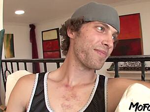 Man, I watched this brunette cheerleader get a huge facial on Mofozo com!