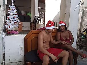 Brazilian neighbor learns a lesson in the garage