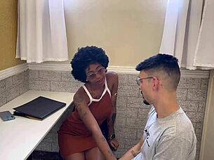 Fucking The Gym Receptionist With Intense Muff Diving