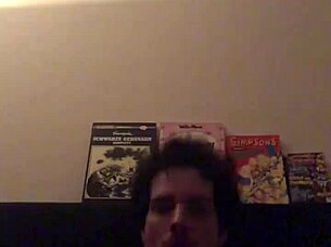 Watch Her Masturbate Hardcore on the Bed!