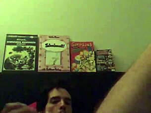 Watch Her Masturbate Hardcore on the Bed!