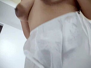 Horny babe cant stop orgasm - chubby cheeks