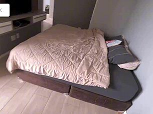 Showing New Apartment And Inaugurating With Homemade Fuck Ft Amberzinha