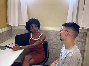 Fucking The Gym Receptionist With Intense Muff Diving