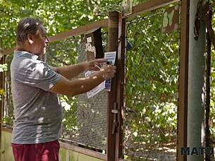 डायना दो अजनबियों के साथ जंगली आउटडोर चुदाई!