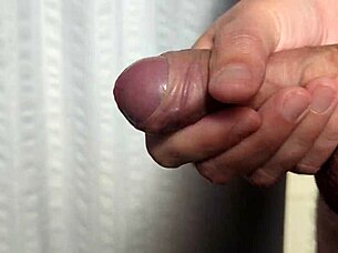 I masturbate solo in the morning light