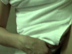 You Love Watching Me Play With My Saggy Tits!