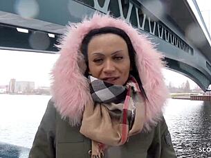 Rough fuck with Berlin teen on the street