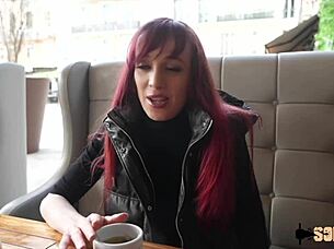 Mistress sayaka facesitting and teases a slave with ice