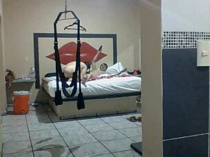 Mexicana puta comes to suck and fuck 😏