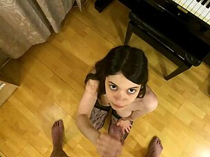 Does this cute stepsister want cum on her pretty face?