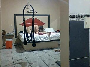 Mexicana puta comes to suck and fuck 😏