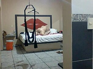 Mexicana puta comes to suck and fuck 😏