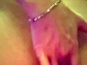 in the club i masturbaated my pussy in the toilet