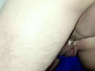 She enjoys a quick anal orgasm session