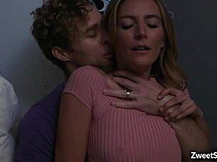 Vanessa Sky bangs Ricky Johnson hard