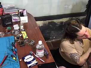 No Tenía Para Pagarle A Mi Técnico Y Termine Chupándole La Pija