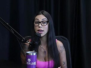 Foi Hackeada E Gravou Com Maximo Garcia