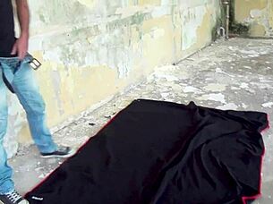 dreierfick in lost place kaserne with two milfs wanting sperm