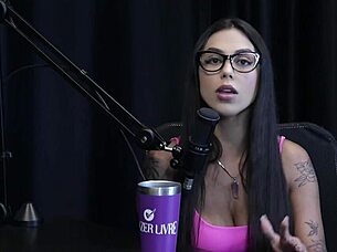 Foi Hackeada E Gravou Com Maximo Garcia