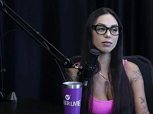 Foi Hackeada E Gravou Com Maximo Garcia