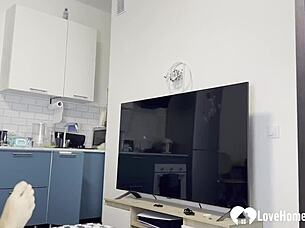 finally convinced, i fuck my hot roommate daily