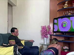 Suzie, you're so swollen in dining room with Jhony Gab!