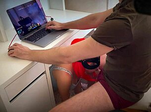 did you see that ginger girl sucking my cock while i played dota 2?