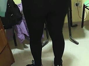 fucking the maid in secret