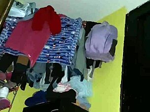 Elnene's big ass gets fucked hard in this Latina threesome