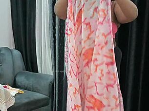 Indian Bhabhi's Hot Boobs Make Me Feel So Aroused And Excited