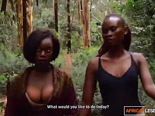 Hot ebony stepdaughter licks and fingers her stepmom's black cunt 😏