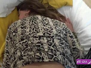 Is This Beautiful Shop Girl Really An Expensive Whore In Iranian Sex Video?