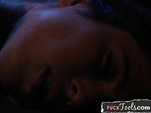 This babe spreads her legs for a machine vibrator orgasm in closeup