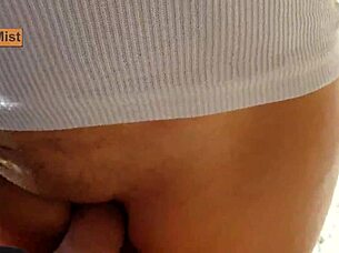 I cum in my panties and wear them on the way to the mountains