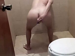 Hayami Masturbates Solo With Toys!